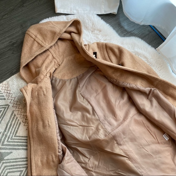 Women’s Wool Blend Hooded Tan peacoat - Picture 7 of 8